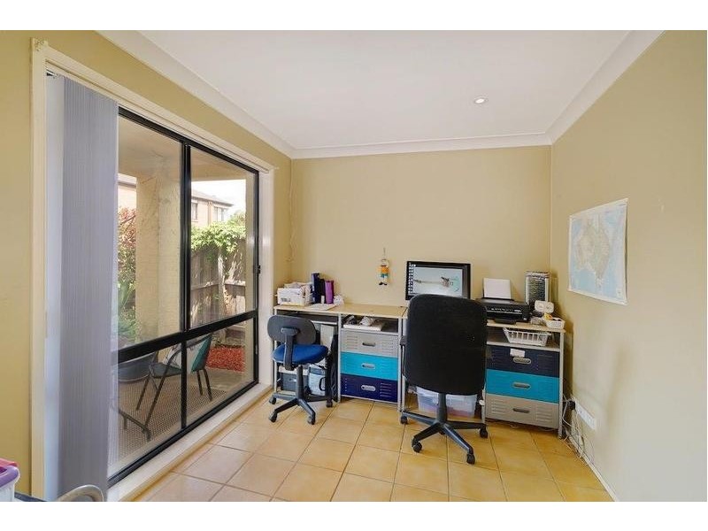 16 Brooks Bend, Mount Annan NSW 2567