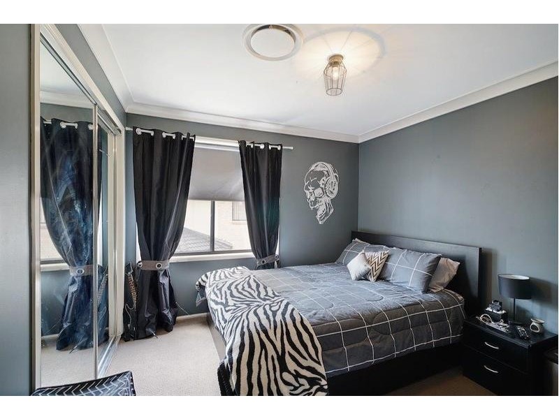 16 Brooks Bend, Mount Annan NSW 2567