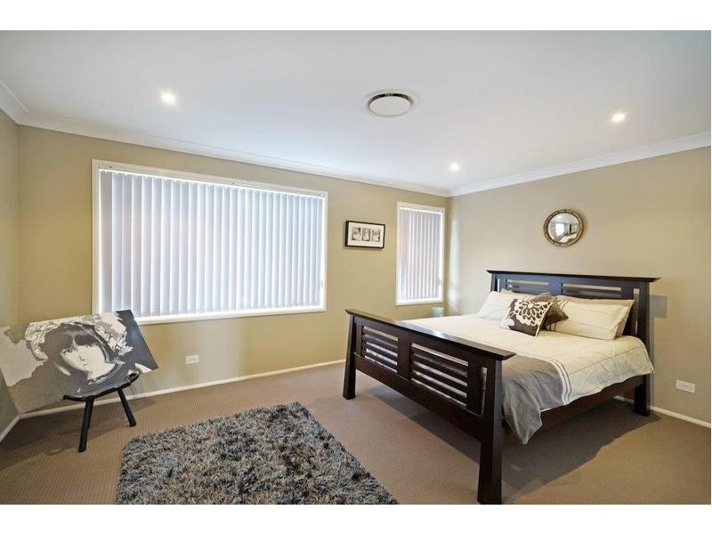 16 Brooks Bend, Mount Annan NSW 2567