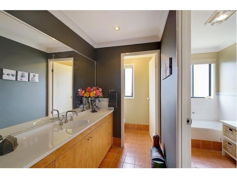 16 Brooks Bend, Mount Annan NSW 2567