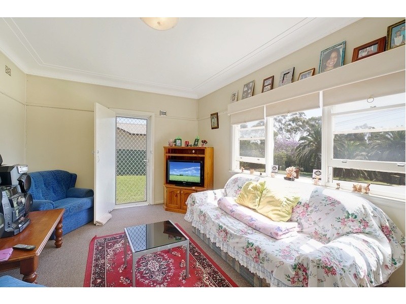 13 Macquarie Avenue, Camden NSW 2570