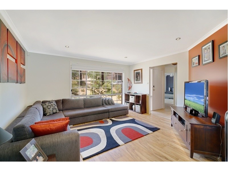 13 Charles Place, Mount Annan NSW 2567