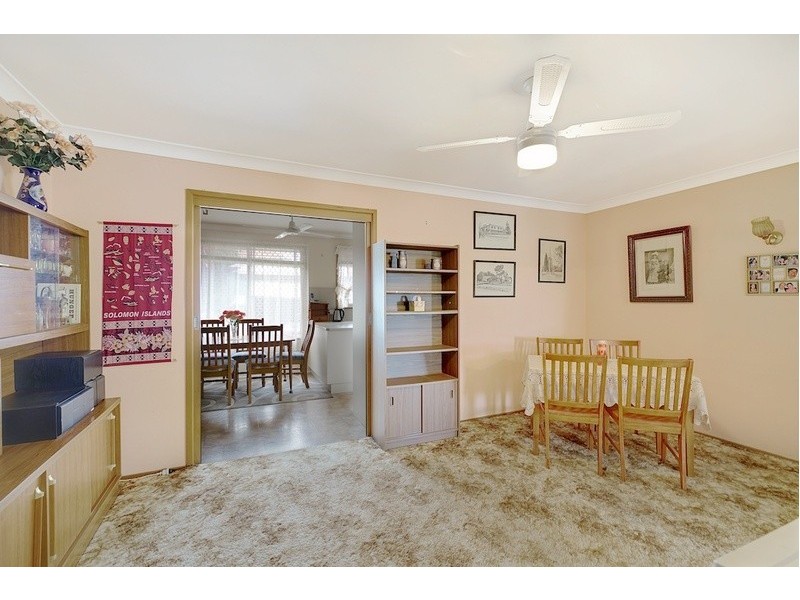 15 Hawkey Crescent, Camden NSW 2570