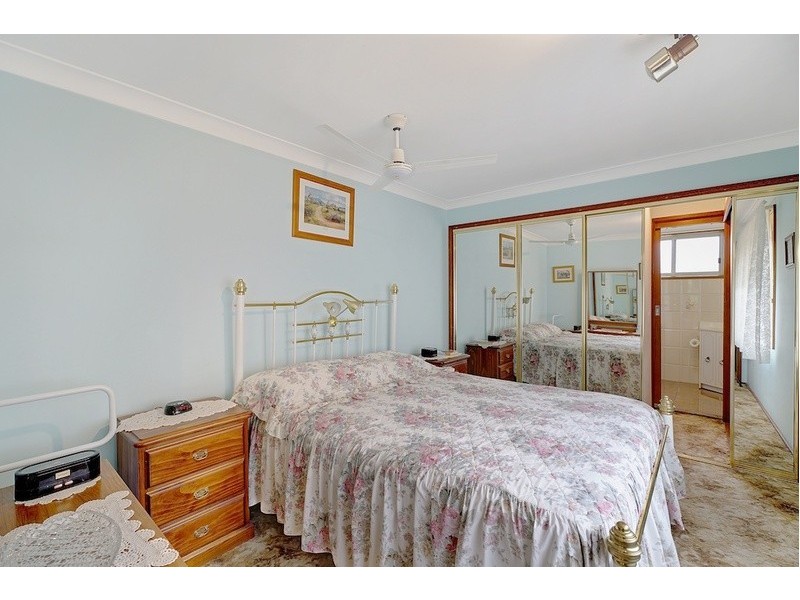 15 Hawkey Crescent, Camden NSW 2570