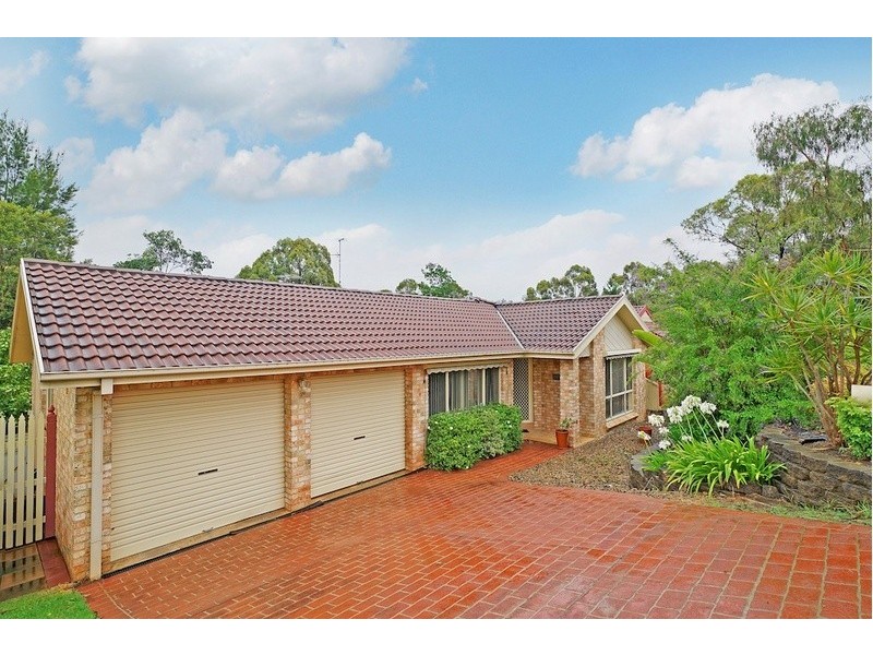 16 Hop Bush Place, Mount Annan NSW 2567