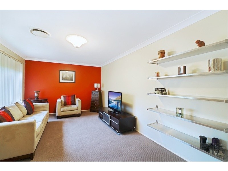 16 Hop Bush Place, Mount Annan NSW 2567