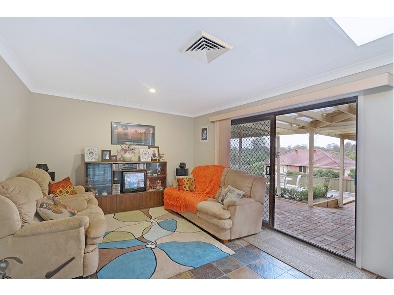 6 Griffiths Avenue, Camden South NSW 2570