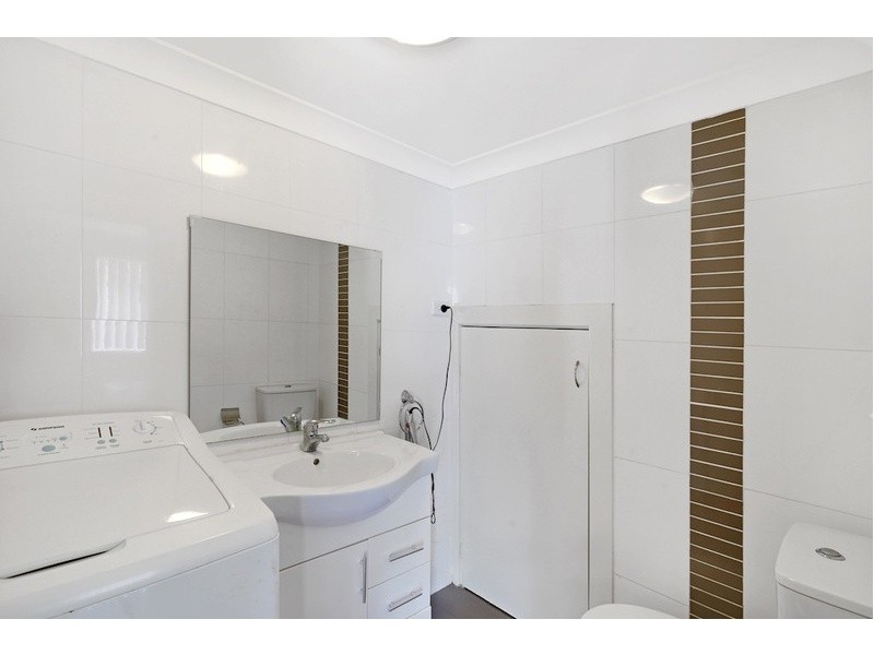 21 Westmoreland Road, Leumeah NSW 2560