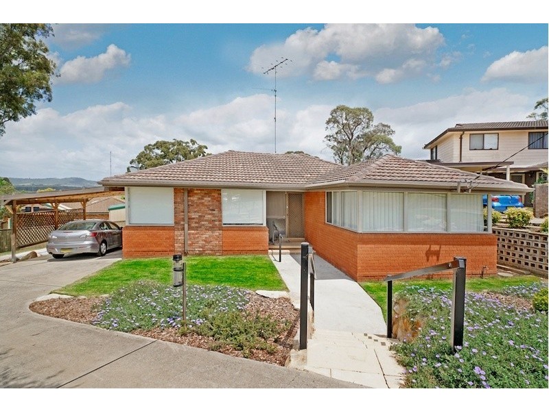 9 Sturt Place, Camden South NSW 2570