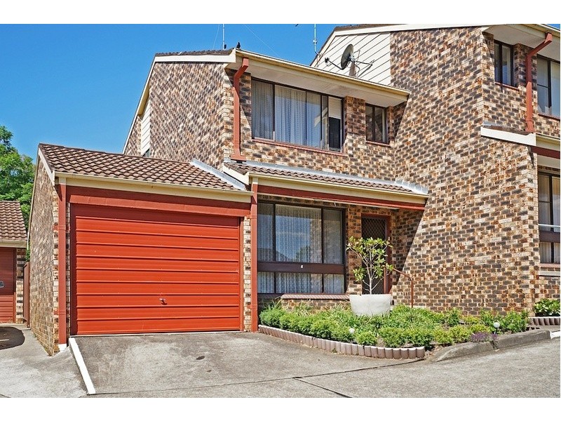2/19 Stewart Street, Campbelltown NSW 2560