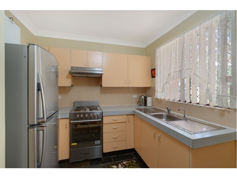 2/19 Stewart Street, Campbelltown NSW 2560