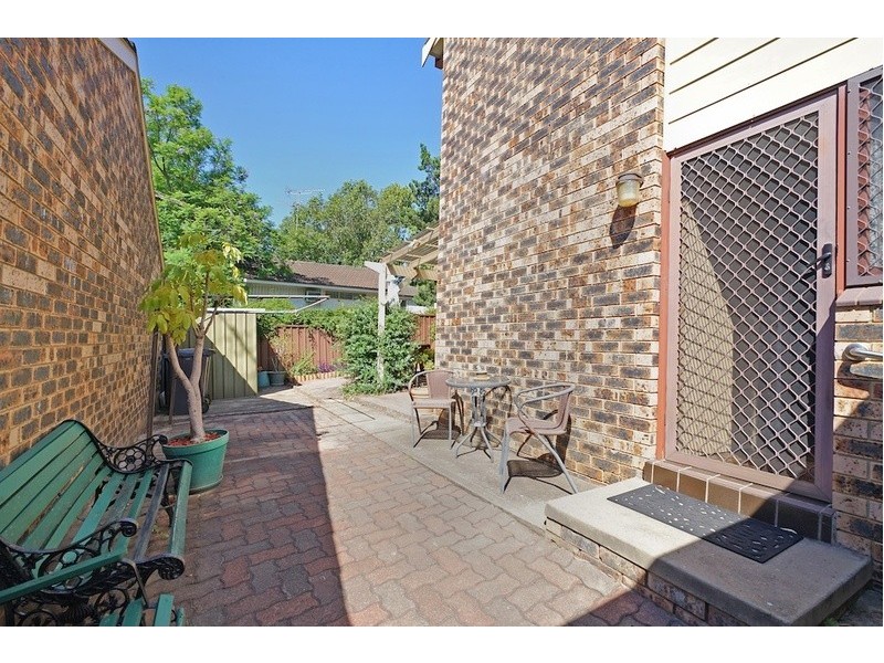 2/19 Stewart Street, Campbelltown NSW 2560