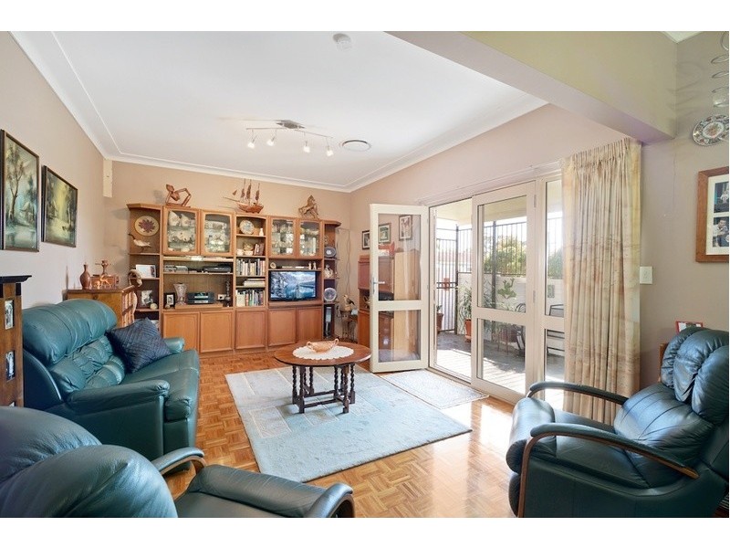 3 Hawkey Crescent, Camden NSW 2570
