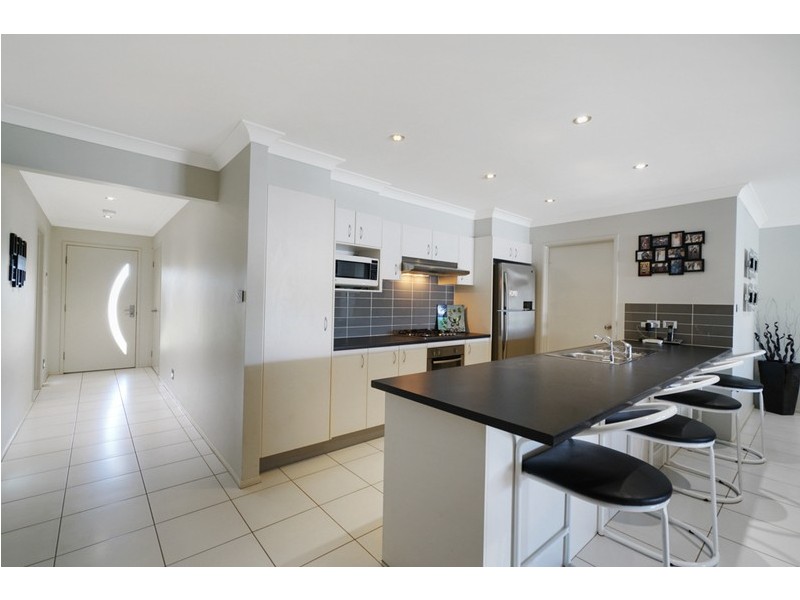 14 Higgins Avenue, Elderslie NSW 2570