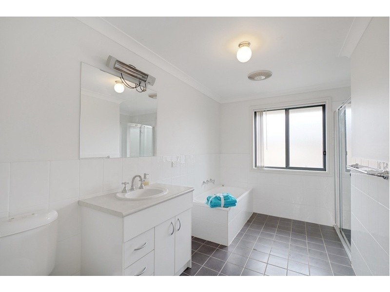 13 Lamond Common, Camden Park NSW 2570