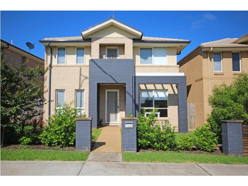 354 Liz Kernohan Drive, Elderslie NSW 2570