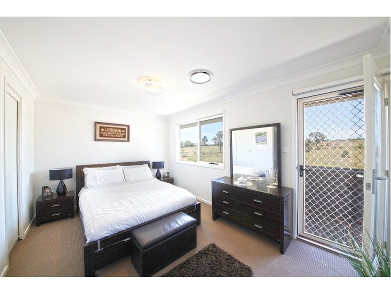 354 Liz Kernohan Drive, Elderslie NSW 2570