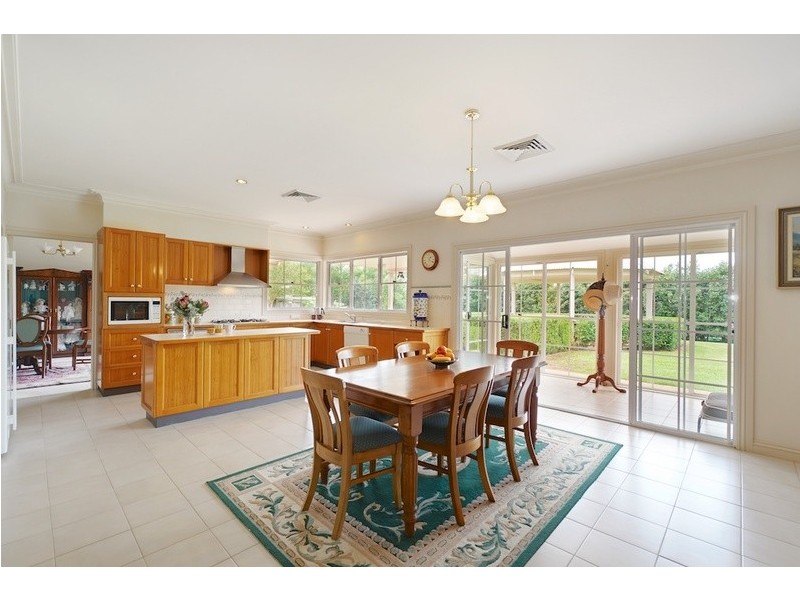 176 Macquarie Grove Road, Kirkham NSW 2570