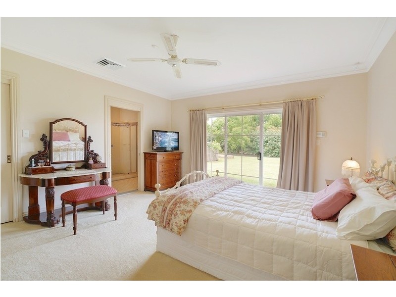 176 Macquarie Grove Road, Kirkham NSW 2570
