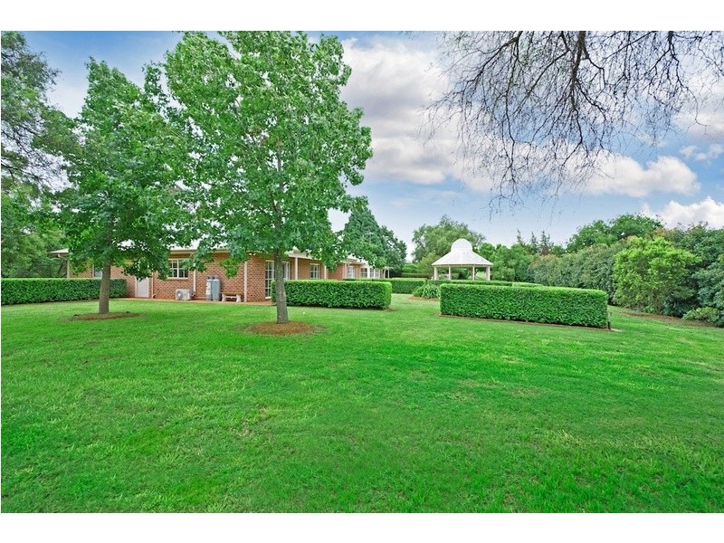 176 Macquarie Grove Road, Kirkham NSW 2570