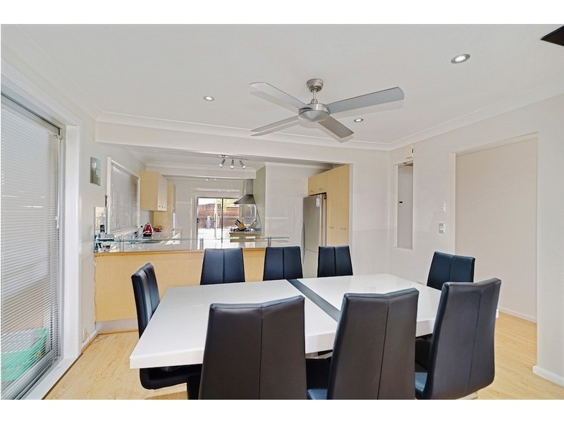 327 Remembrance Drive, Camden Park NSW 2570