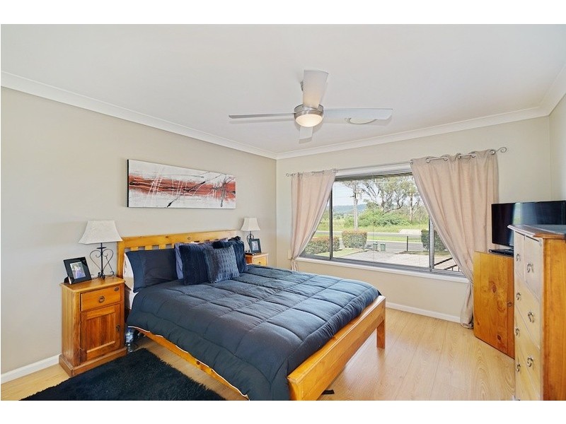 327 Remembrance Drive, Camden Park NSW 2570