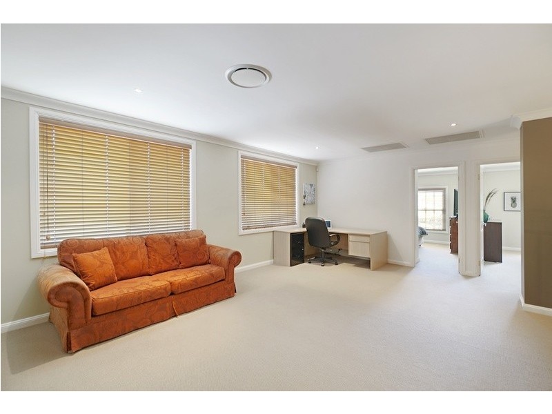 6 Wilmott Court, Camden Park NSW 2570