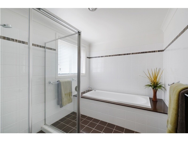 6 Wilmott Court, Camden Park NSW 2570