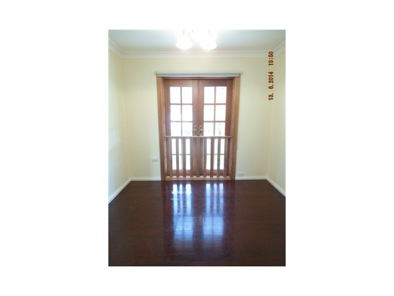 8 King Road, Camden South NSW 2570