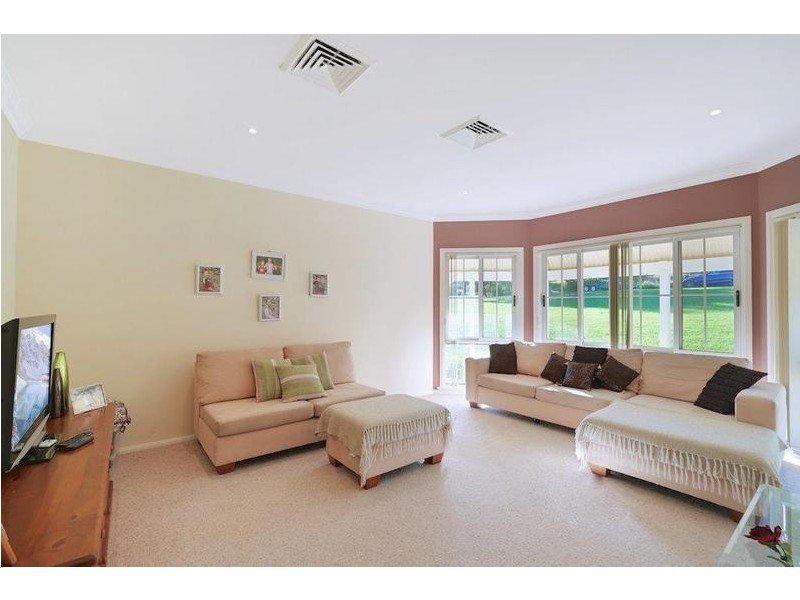 36 The Outlook, Kirkham NSW 2570