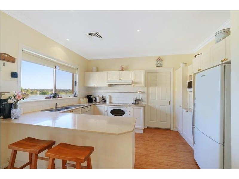 36 The Outlook, Kirkham NSW 2570