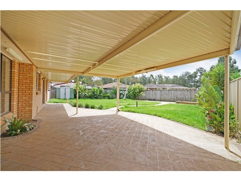 14 Farrendon Place, Mount Annan NSW 2567