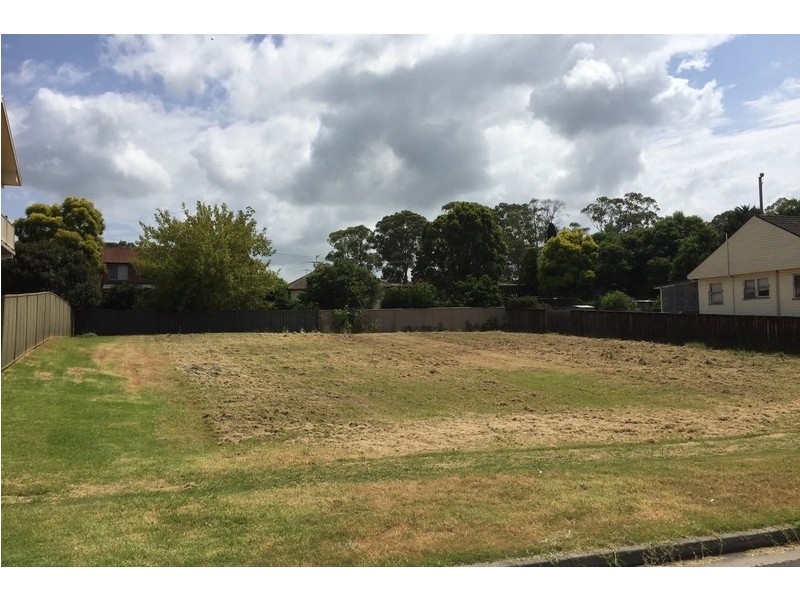 5 Peter Avenue, Camden NSW 2570