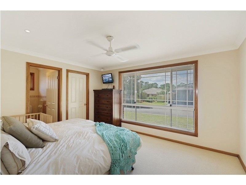 29 Lissanthe Street, Mount Annan NSW 2567