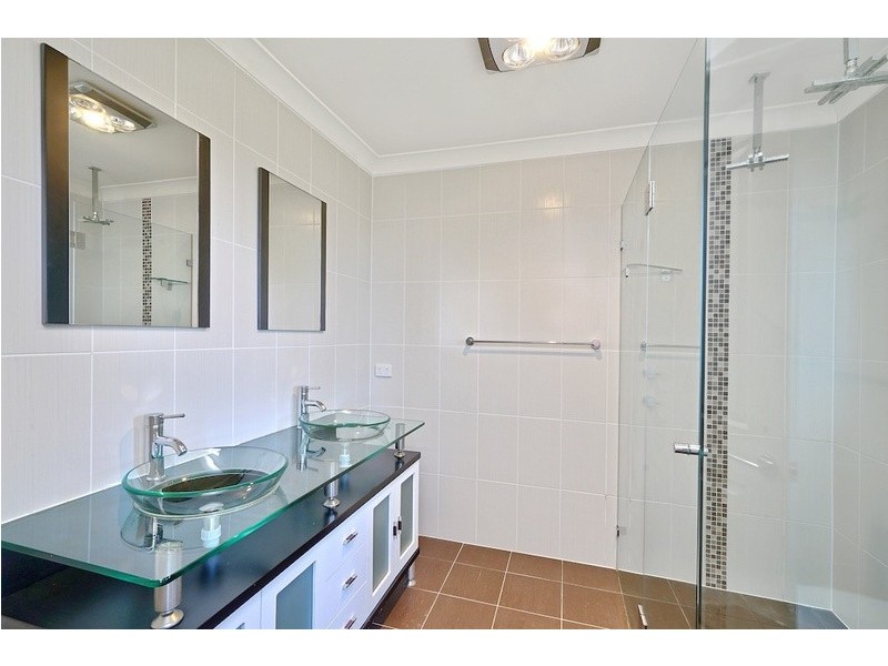 98 MacArthur Circuit, Camden Park NSW 2570