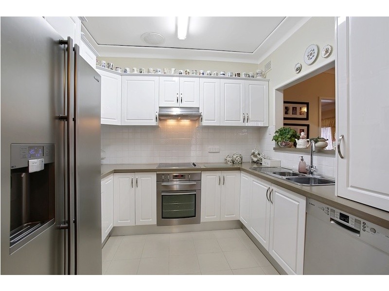 7 Grandview Drive, Campbelltown NSW 2560