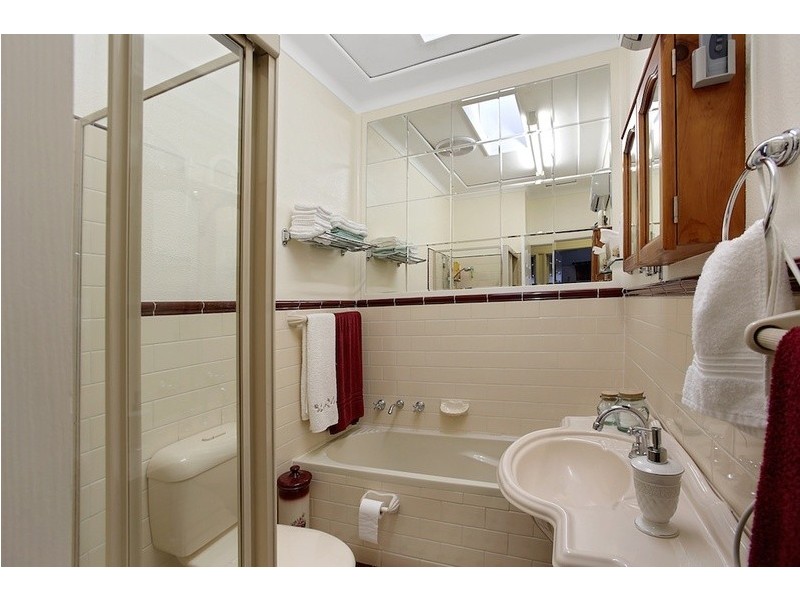 7 Grandview Drive, Campbelltown NSW 2560