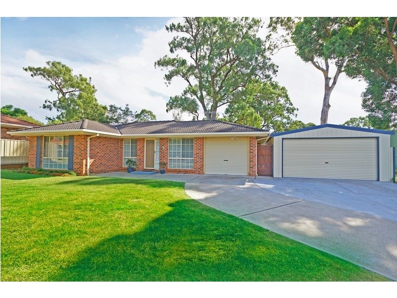 15 Southdown Road, Elderslie NSW 2570