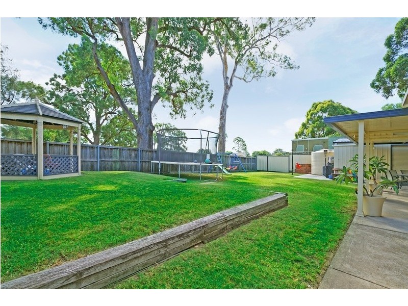 15 Southdown Road, Elderslie NSW 2570