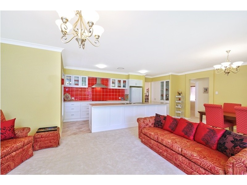 13 Maclean Lane, Camden Park NSW 2570