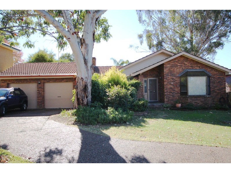 16 McCall Avenue, Camden South NSW 2570