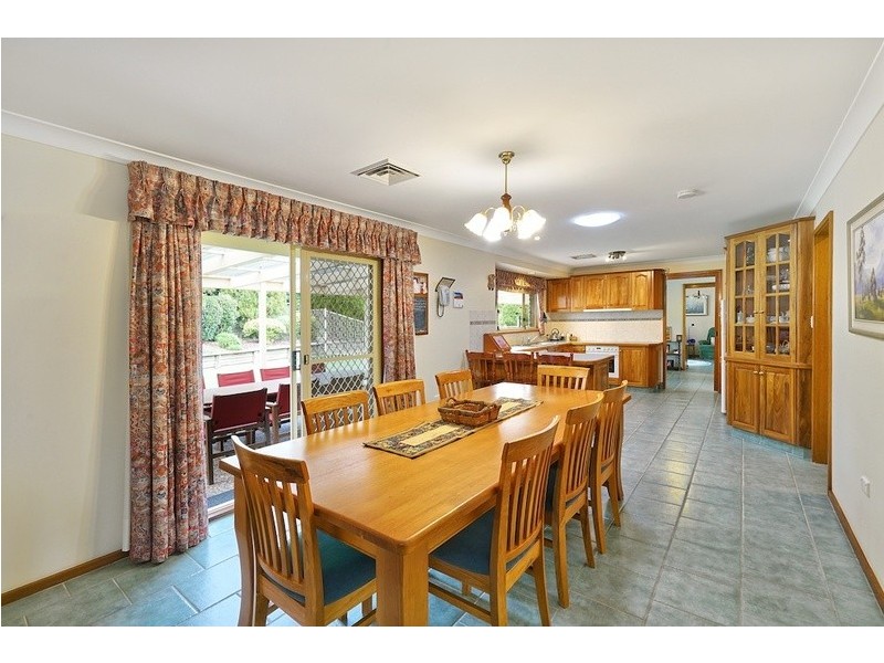 6 Sickles Drive, Grasmere NSW 2570