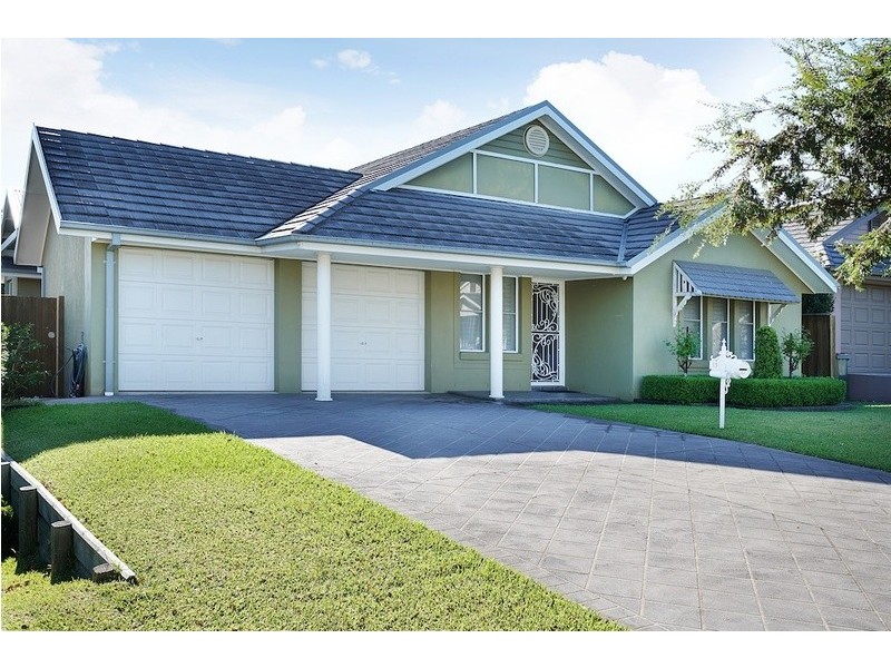 15 Grimes Avenue, Elderslie NSW 2570