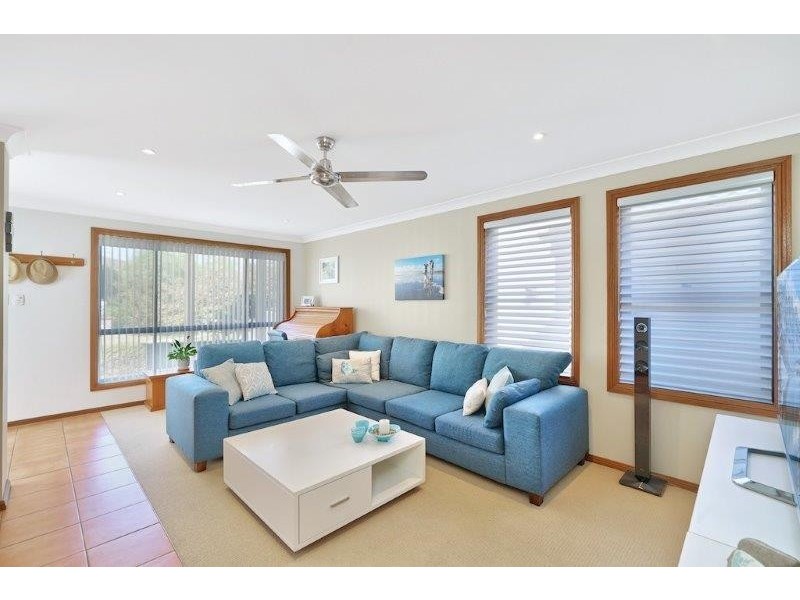 21 Pickets Place, Currans Hill NSW 2567