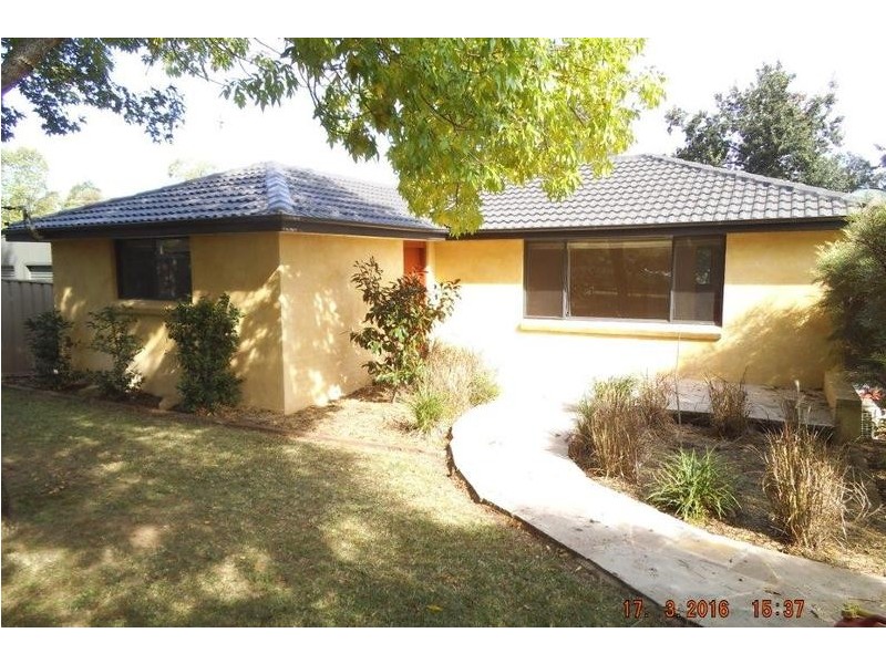 14 Cedar Place, The Oaks NSW 2570