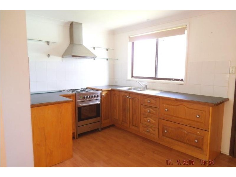 14 Cedar Place, The Oaks NSW 2570