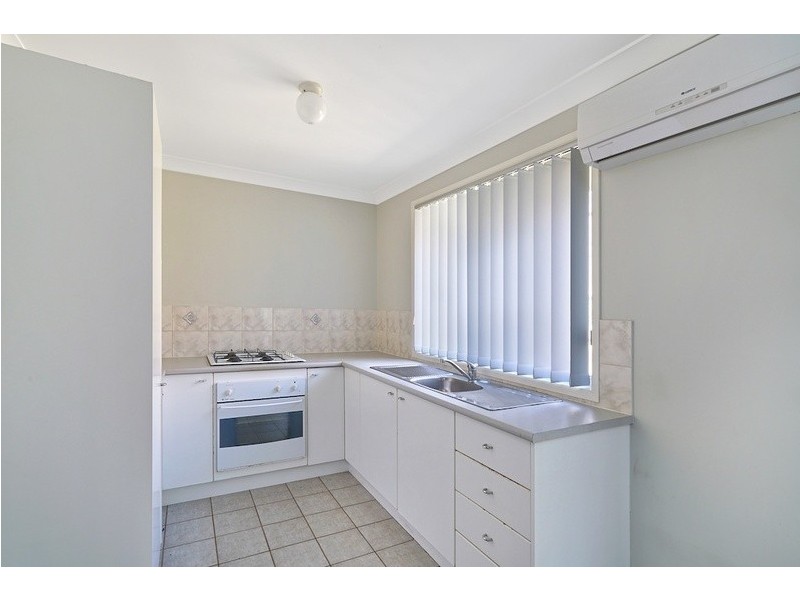 6 Topper Place, Englorie Park NSW 2560