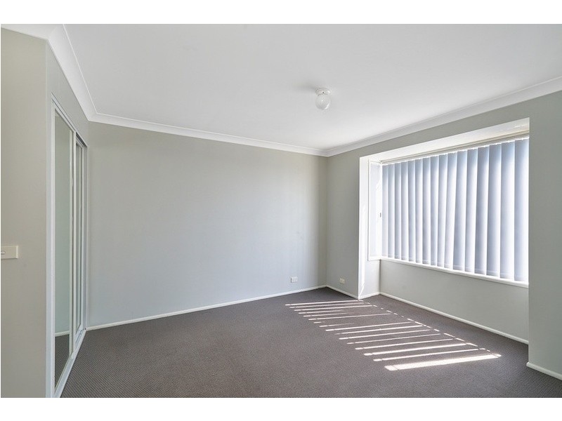 6 Topper Place, Englorie Park NSW 2560