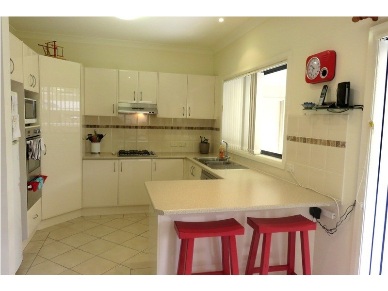 11 Lochview Crescent, Mount Annan NSW 2567