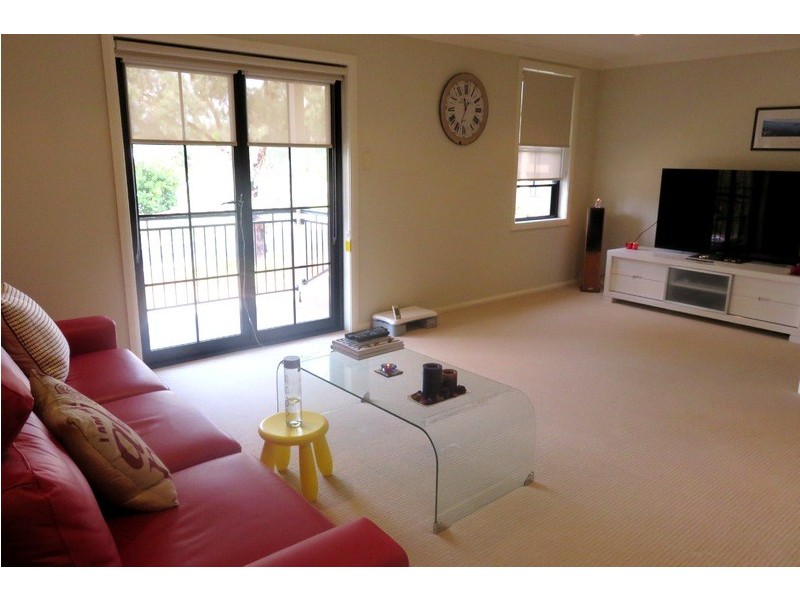 11 Lochview Crescent, Mount Annan NSW 2567